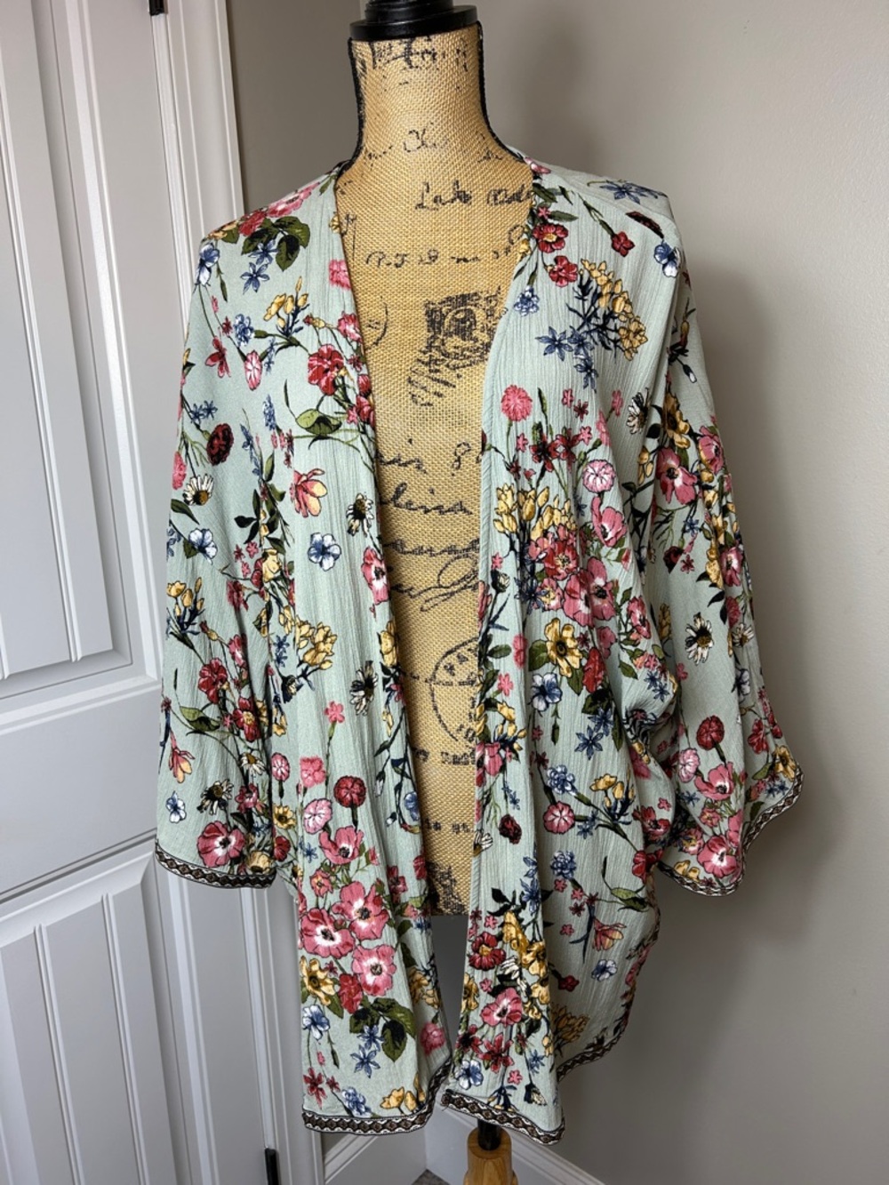 Jodifl Open Floral Cardigan kimono